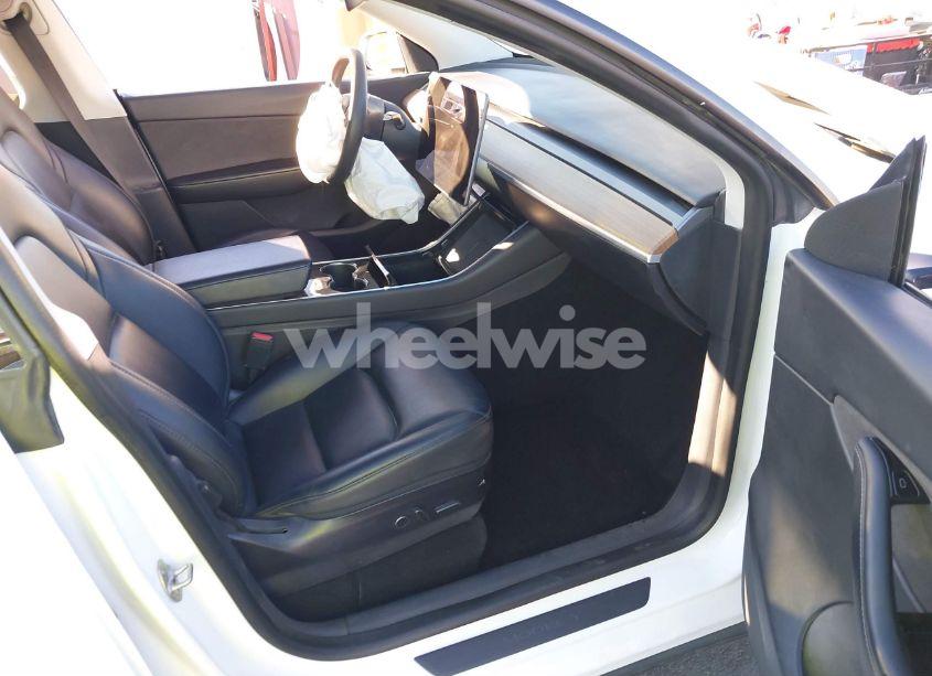 Photo 5 of 2021 Tesla Model Y LONG RANGE DUAL MOTOR ALL-WHEEL DRIVE (VIN 5YJYGDEE7MF094346)