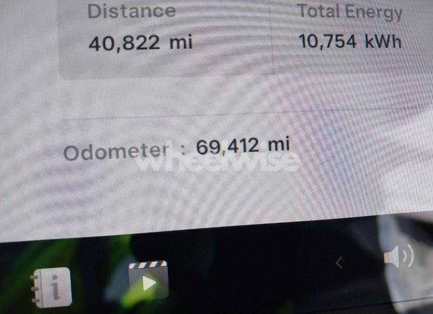 Photo 15 of 2021 Tesla Model Y LONG RANGE DUAL MOTOR ALL-WHEEL DRIVE (VIN 5YJYGDEE7MF110514)