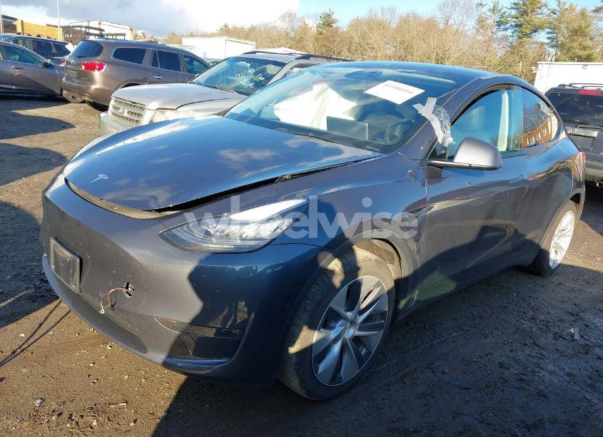 Photo 2 of 2021 Tesla Model Y LONG RANGE DUAL MOTOR ALL-WHEEL DRIVE (VIN 5YJYGDEE7MF110514)