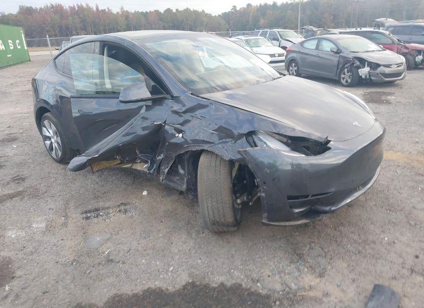 2021 Tesla Model Y LONG RANGE DUAL MOTOR ALL-WHEEL DRIVE (VIN 5YJYGDEE7MF174312) main photo