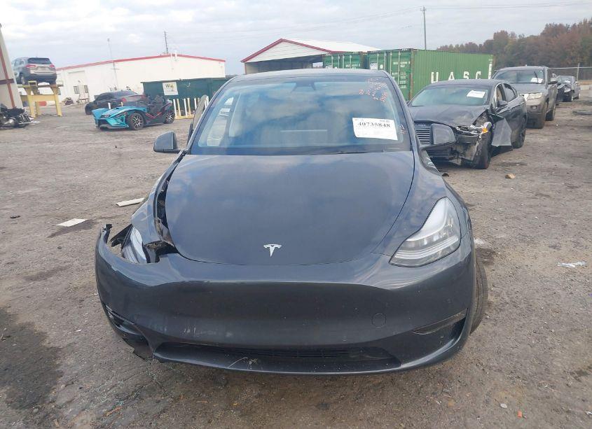 Photo 11 of 2021 Tesla Model Y LONG RANGE DUAL MOTOR ALL-WHEEL DRIVE (VIN 5YJYGDEE7MF174312)