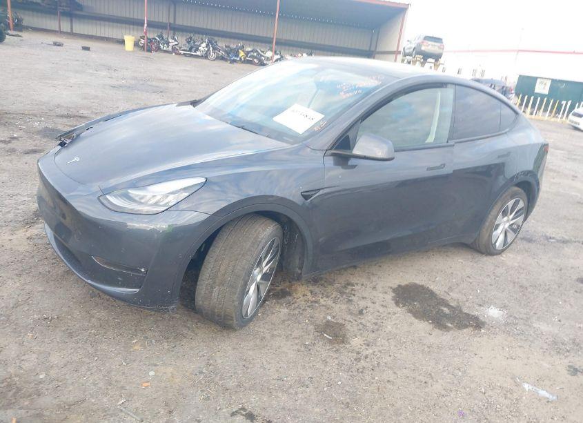 Photo 2 of 2021 Tesla Model Y LONG RANGE DUAL MOTOR ALL-WHEEL DRIVE (VIN 5YJYGDEE7MF174312)