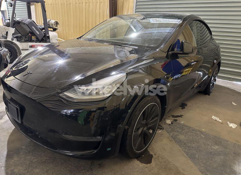Photo 2 of 2021 Tesla Model Y LONG RANGE DUAL MOTOR ALL-WHEEL DRIVE (VIN 5YJYGDEE7MF196889)