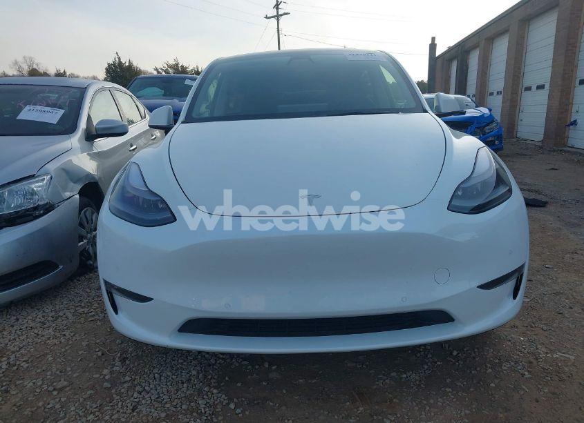 Photo 12 of 2021 Tesla Model Y LONG RANGE DUAL MOTOR ALL-WHEEL DRIVE (VIN 5YJYGDEE7MF262082)