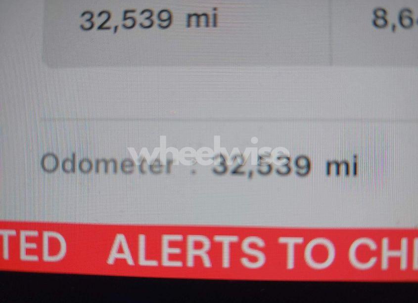 Photo 15 of 2021 Tesla Model Y LONG RANGE DUAL MOTOR ALL-WHEEL DRIVE (VIN 5YJYGDEE7MF262082)