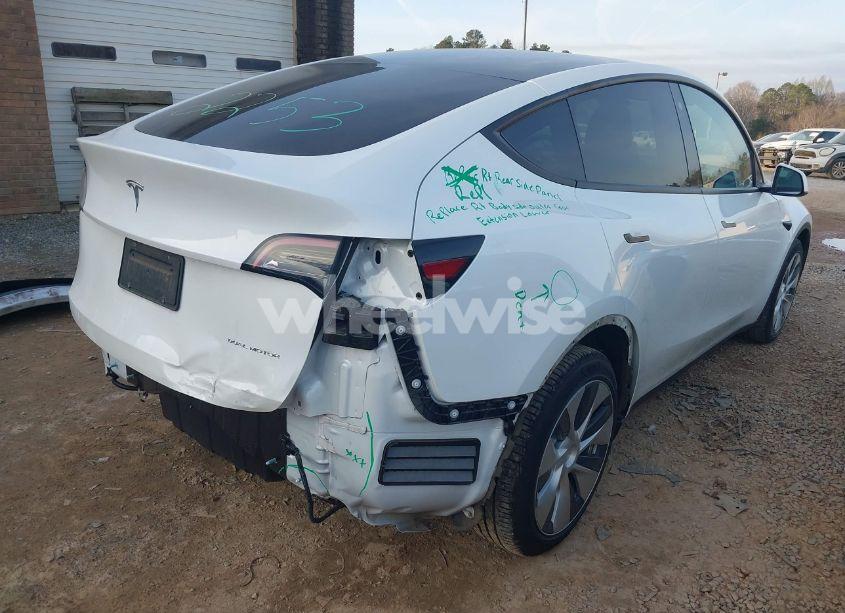 Photo 4 of 2021 Tesla Model Y LONG RANGE DUAL MOTOR ALL-WHEEL DRIVE (VIN 5YJYGDEE7MF262082)