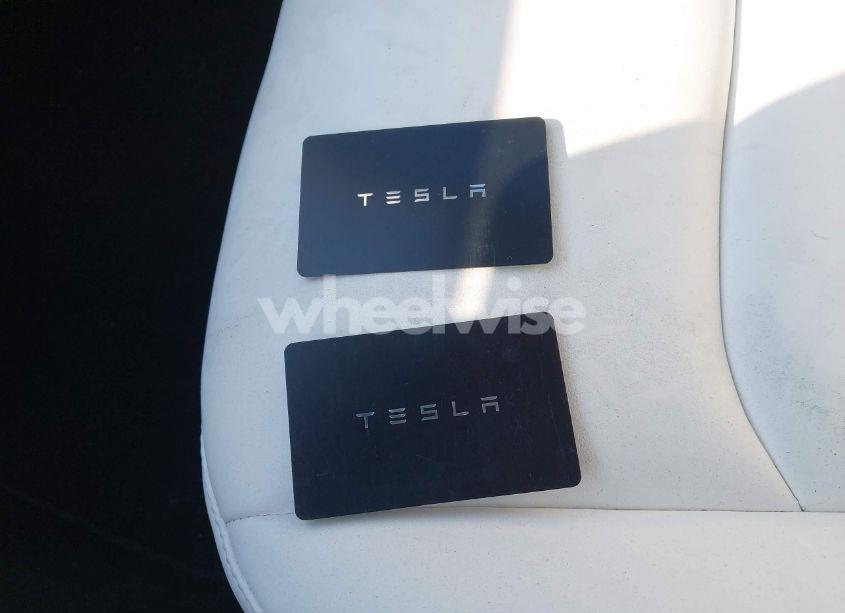 Photo 11 of 2021 Tesla Model Y LONG RANGE DUAL MOTOR ALL-WHEEL DRIVE (VIN 5YJYGDEE7MF262440)