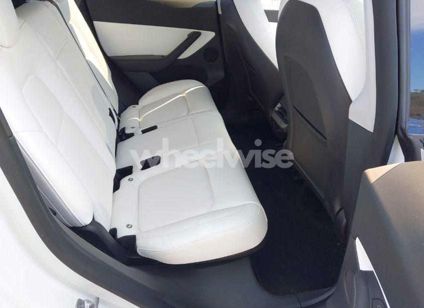 Photo 8 of 2021 Tesla Model Y LONG RANGE DUAL MOTOR ALL-WHEEL DRIVE (VIN 5YJYGDEE7MF262440)