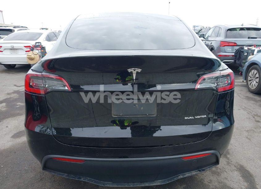 Photo 16 of 2021 Tesla Model Y LONG RANGE DUAL MOTOR ALL-WHEEL DRIVE (VIN 5YJYGDEE7MF284017)
