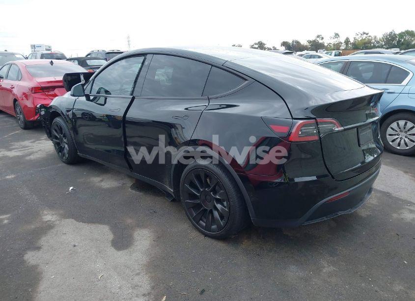 Photo 3 of 2021 Tesla Model Y LONG RANGE DUAL MOTOR ALL-WHEEL DRIVE (VIN 5YJYGDEE7MF284017)