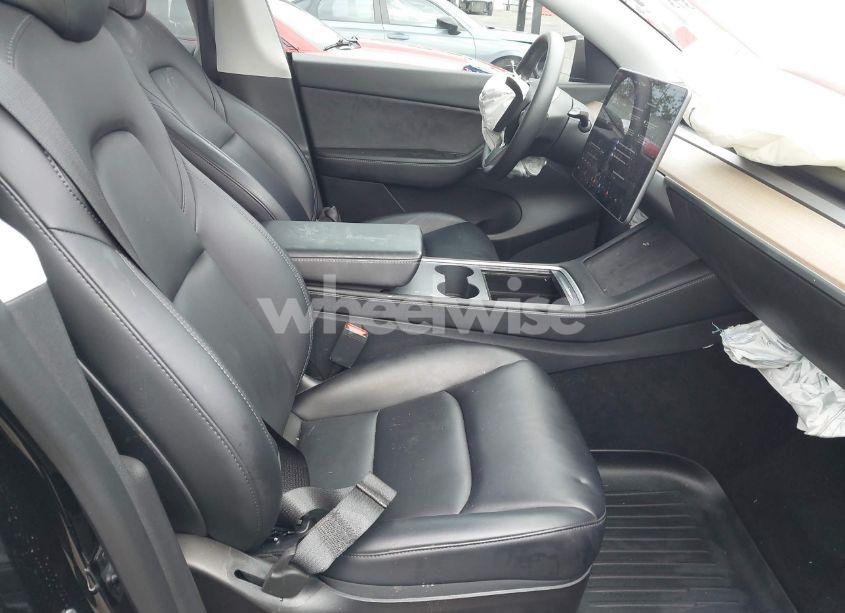 Photo 5 of 2021 Tesla Model Y LONG RANGE DUAL MOTOR ALL-WHEEL DRIVE (VIN 5YJYGDEE7MF284017)