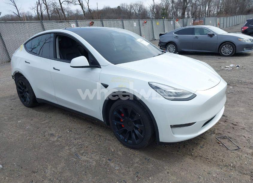 2021 Tesla Model Y LONG RANGE DUAL MOTOR ALL-WHEEL DRIVE (VIN 5YJYGDEE7MF299522) main photo