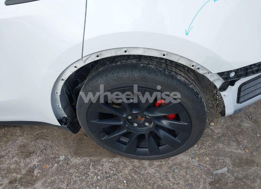 Photo 21 of 2021 Tesla Model Y LONG RANGE DUAL MOTOR ALL-WHEEL DRIVE (VIN 5YJYGDEE7MF299522)
