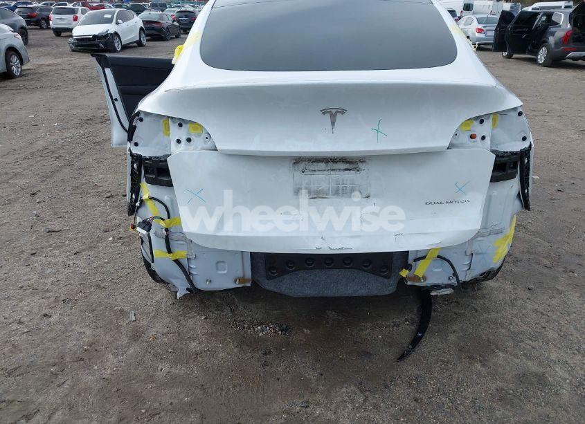 Photo 6 of 2021 Tesla Model Y LONG RANGE DUAL MOTOR ALL-WHEEL DRIVE (VIN 5YJYGDEE7MF299522)