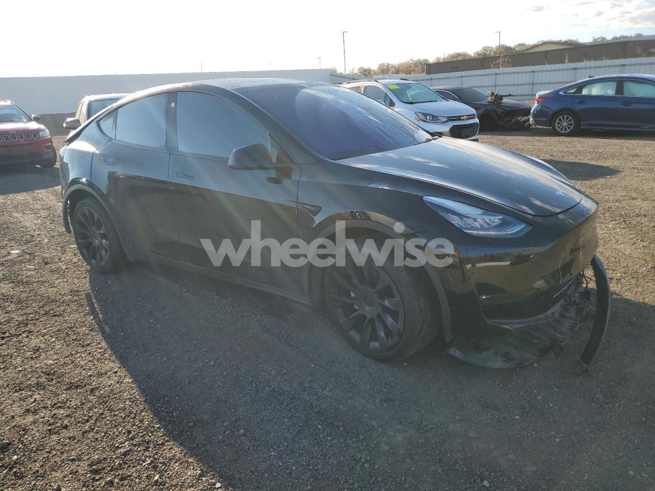 Photo 4 of 2021 TESLA MODEL Y (VIN 5YJYGDEE7MF302578)