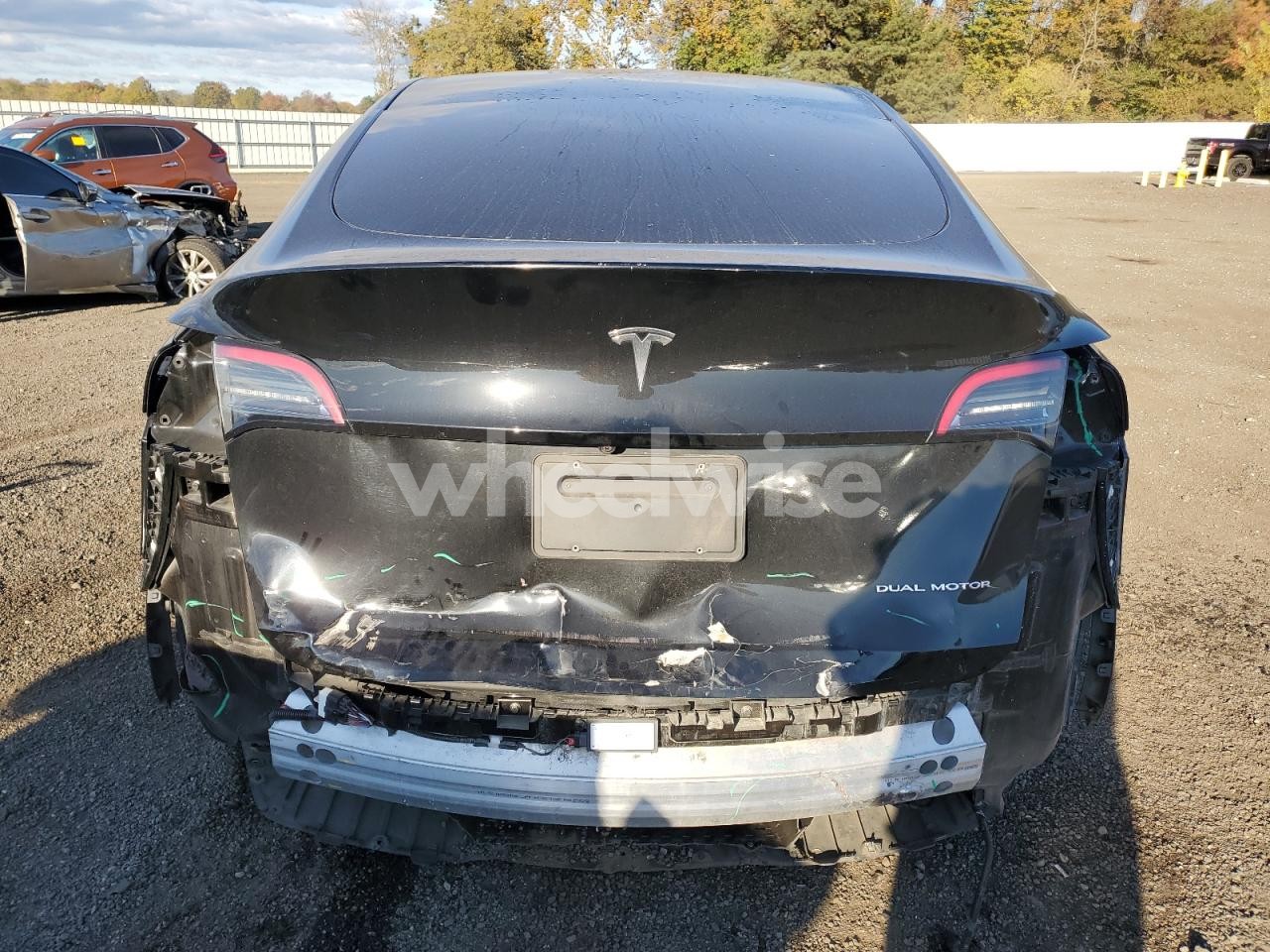Photo 6 of 2021 TESLA MODEL Y (VIN 5YJYGDEE7MF302578)