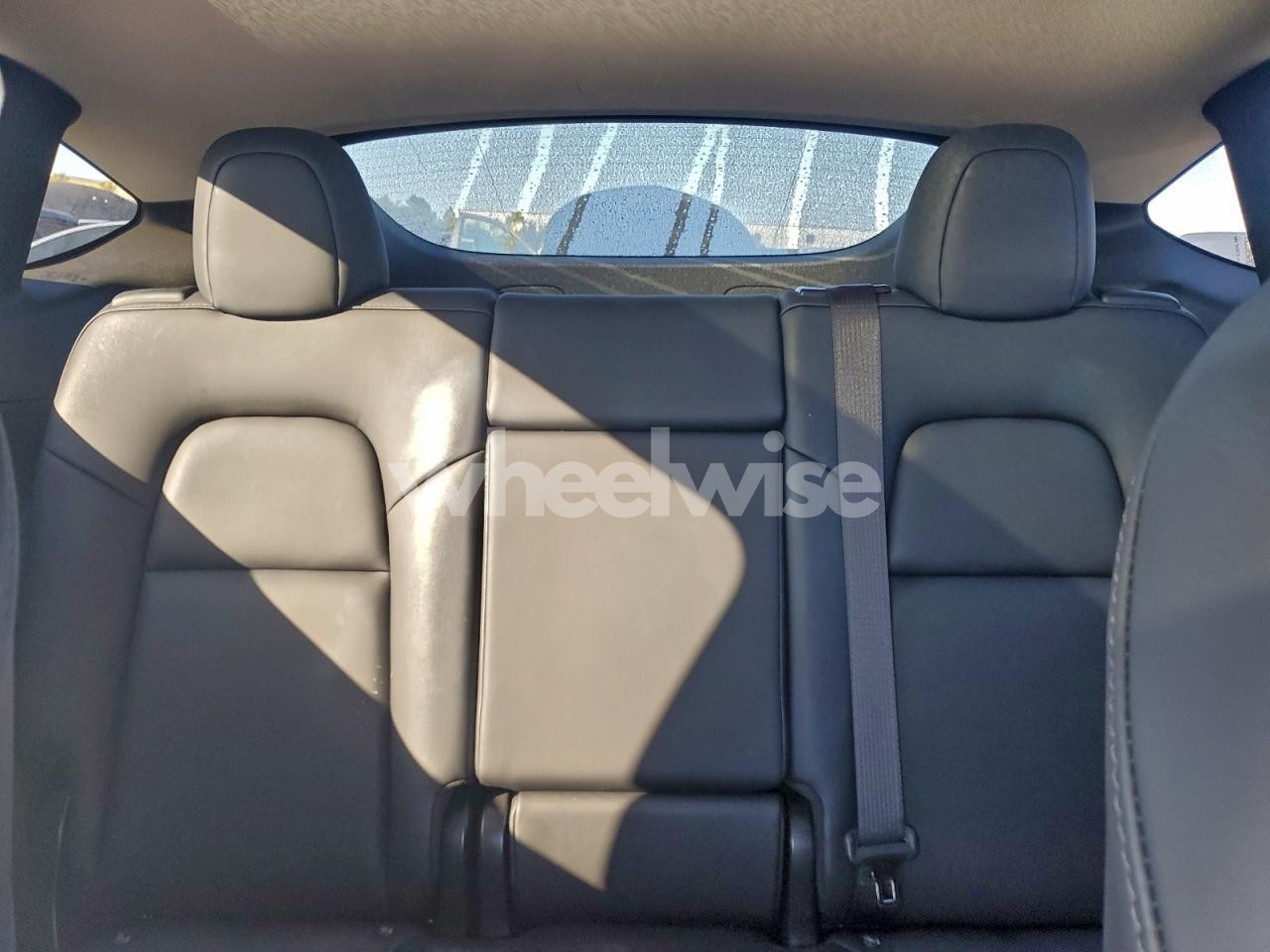 Photo 10 of 2020 TESLA MODEL Y (VIN 5YJYGDEE8LF031755)