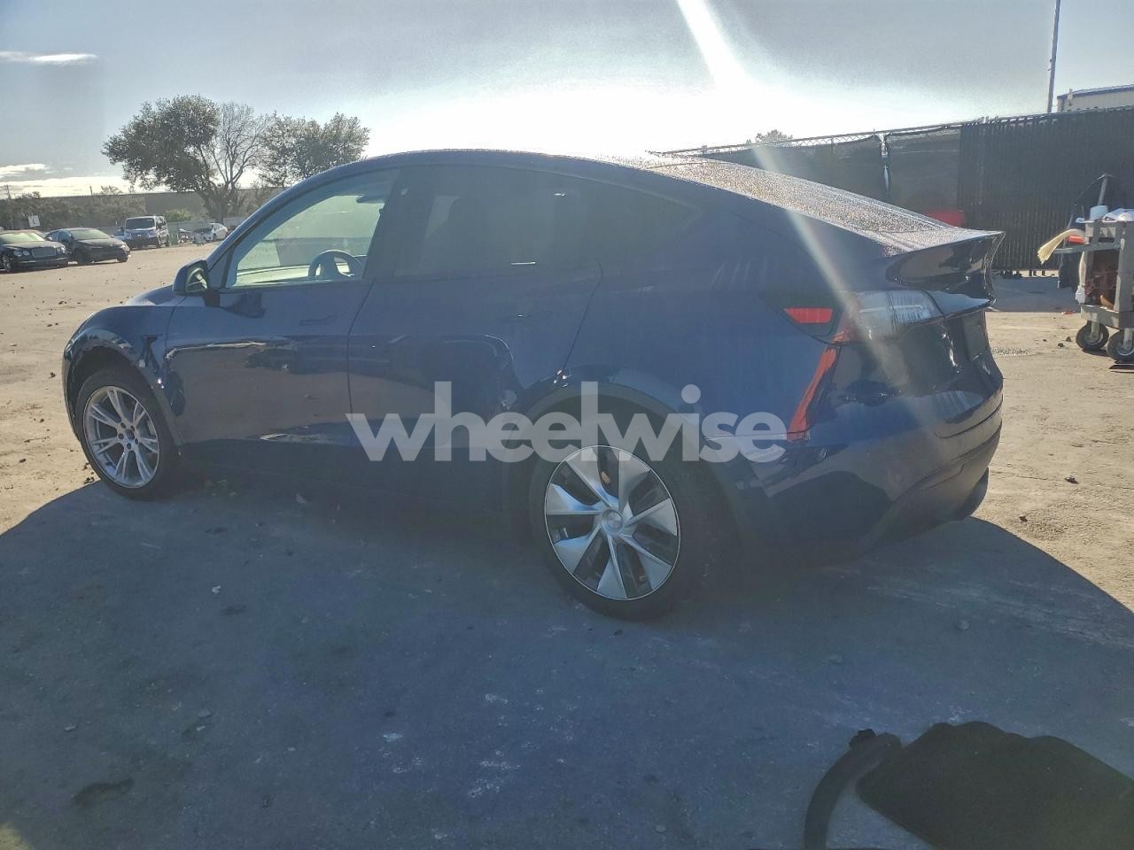 Photo 2 of 2020 TESLA MODEL Y (VIN 5YJYGDEE8LF031755)