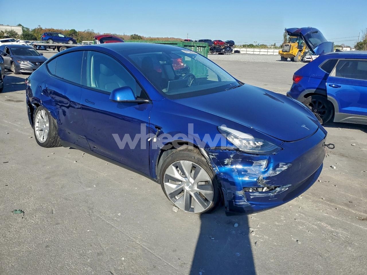 Photo 4 of 2020 TESLA MODEL Y (VIN 5YJYGDEE8LF031755)