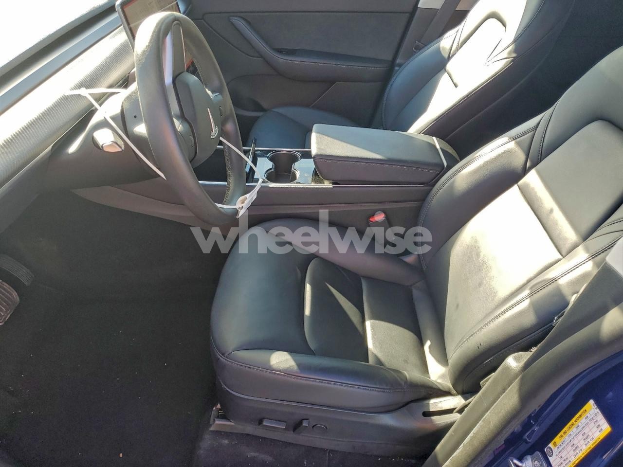 Photo 7 of 2020 TESLA MODEL Y (VIN 5YJYGDEE8LF031755)