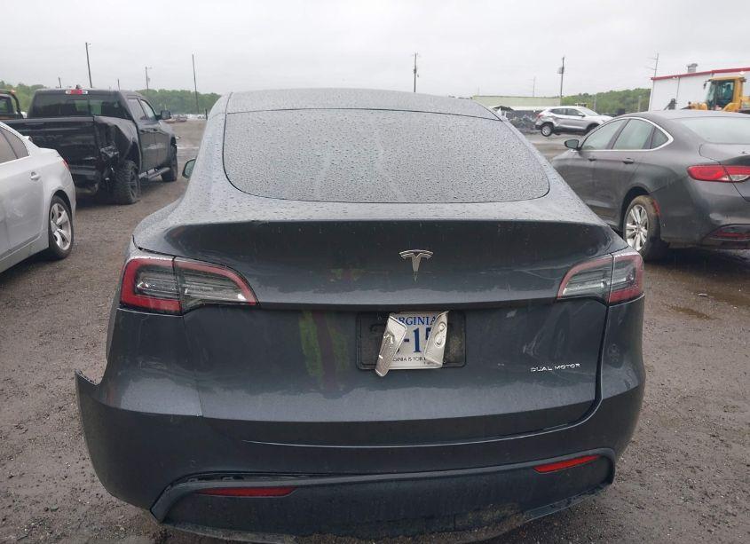 Photo 16 of 2020 Tesla Model Y LONG RANGE DUAL MOTOR ALL-WHEEL DRIVE (VIN 5YJYGDEE8LF032663)