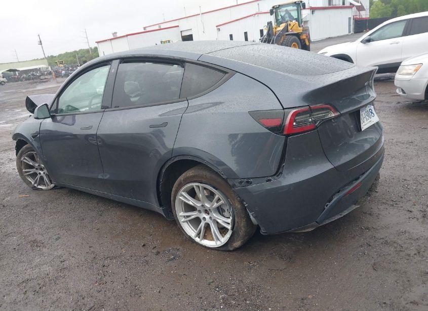 Photo 3 of 2020 Tesla Model Y LONG RANGE DUAL MOTOR ALL-WHEEL DRIVE (VIN 5YJYGDEE8LF032663)