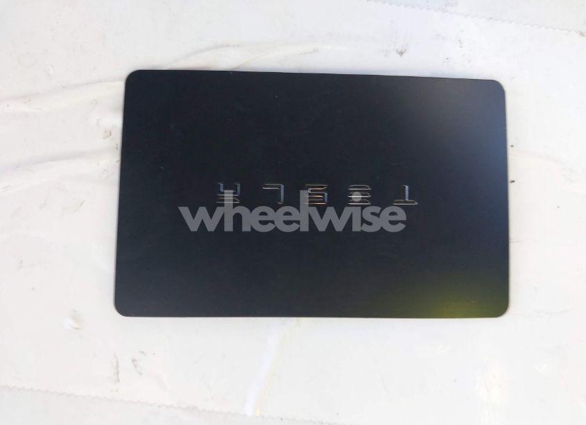 Photo 11 of 2020 Tesla Model Y LONG RANGE DUAL MOTOR ALL-WHEEL DRIVE (VIN 5YJYGDEE8LF057269)