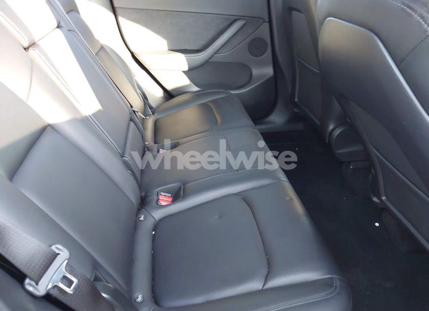 Photo 8 of 2021 Tesla Model Y LONG RANGE DUAL MOTOR ALL-WHEEL DRIVE (VIN 5YJYGDEE8MF077930)