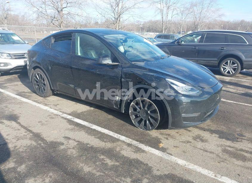 2021 Tesla Model Y LONG RANGE DUAL MOTOR ALL-WHEEL DRIVE (VIN 5YJYGDEE8MF078740) main photo
