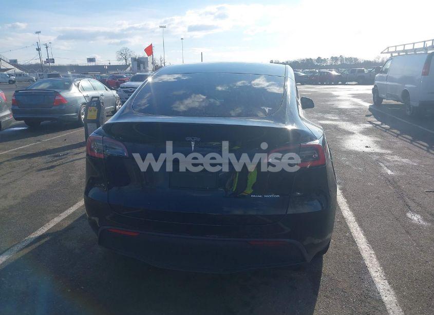 Photo 16 of 2021 Tesla Model Y LONG RANGE DUAL MOTOR ALL-WHEEL DRIVE (VIN 5YJYGDEE8MF078740)