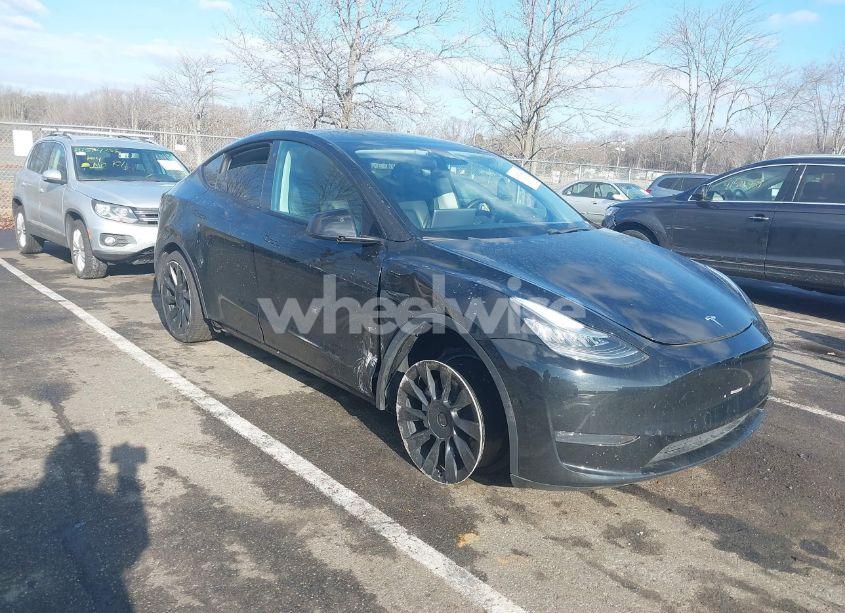 Photo 6 of 2021 Tesla Model Y LONG RANGE DUAL MOTOR ALL-WHEEL DRIVE (VIN 5YJYGDEE8MF078740)