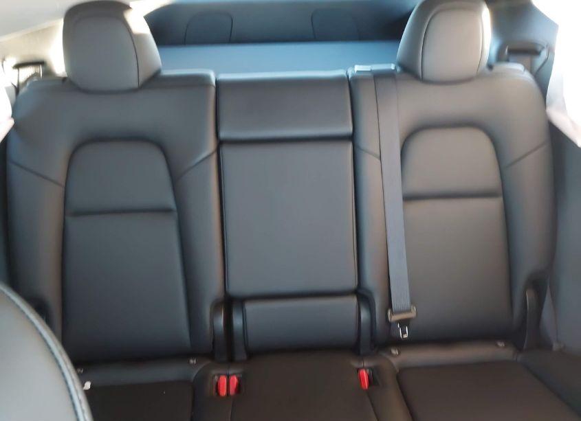 Photo 8 of 2021 Tesla Model Y LONG RANGE DUAL MOTOR ALL-WHEEL DRIVE (VIN 5YJYGDEE8MF138774)