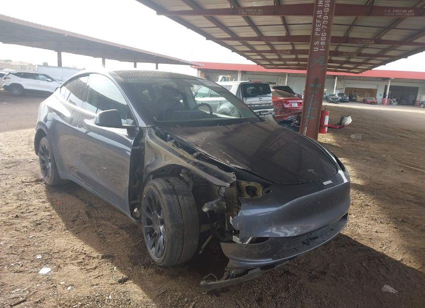 2021 Tesla Model Y LONG RANGE DUAL MOTOR ALL-WHEEL DRIVE (VIN 5YJYGDEE8MF200464) main photo