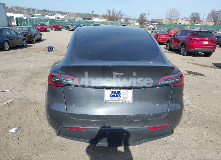 Photo 15 of 2021 Tesla Model Y LONG RANGE DUAL MOTOR ALL-WHEEL DRIVE (VIN 5YJYGDEE8MF202568)