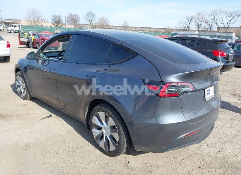 Photo 3 of 2021 Tesla Model Y LONG RANGE DUAL MOTOR ALL-WHEEL DRIVE (VIN 5YJYGDEE8MF202568)