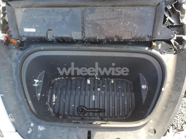 Photo 3 of 2021 TESLA MODEL Y (VIN 5YJYGDEE8MF274516)