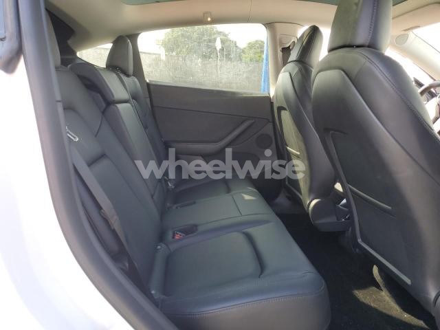 Photo 6 of 2021 TESLA MODEL Y (VIN 5YJYGDEE8MF274516)