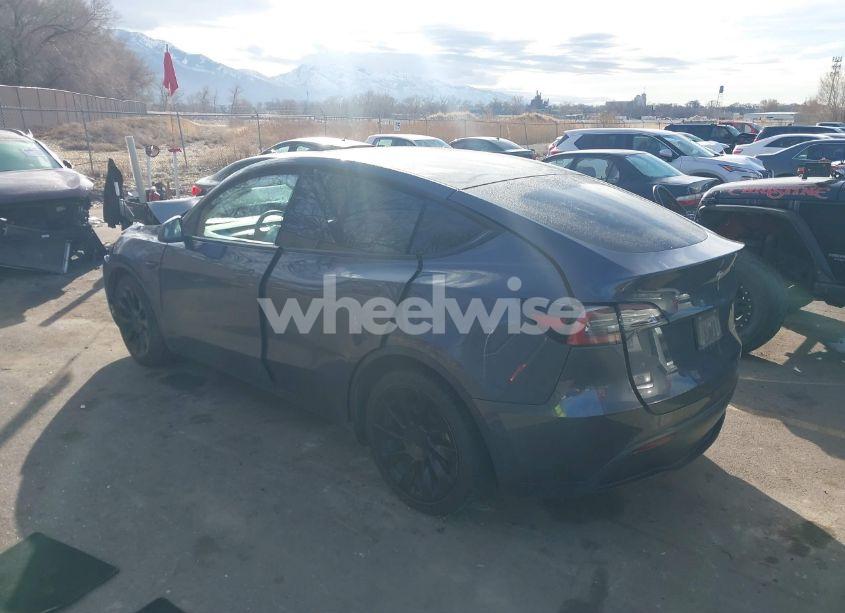 Photo 3 of 2020 Tesla Model Y LONG RANGE DUAL MOTOR ALL-WHEEL DRIVE (VIN 5YJYGDEE9LF010929)