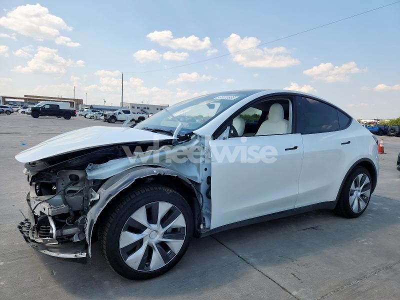 Photo 3 of 2020 TESLA MODEL Y (VIN 5YJYGDEE9LF032607)