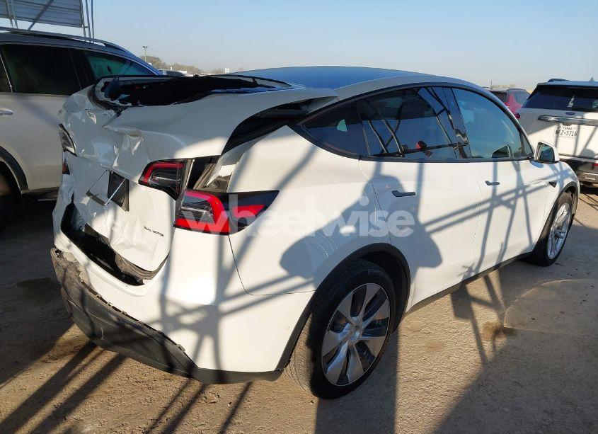 Photo 4 of 2020 Tesla Model Y LONG RANGE DUAL MOTOR ALL-WHEEL DRIVE (VIN 5YJYGDEE9LF043865)