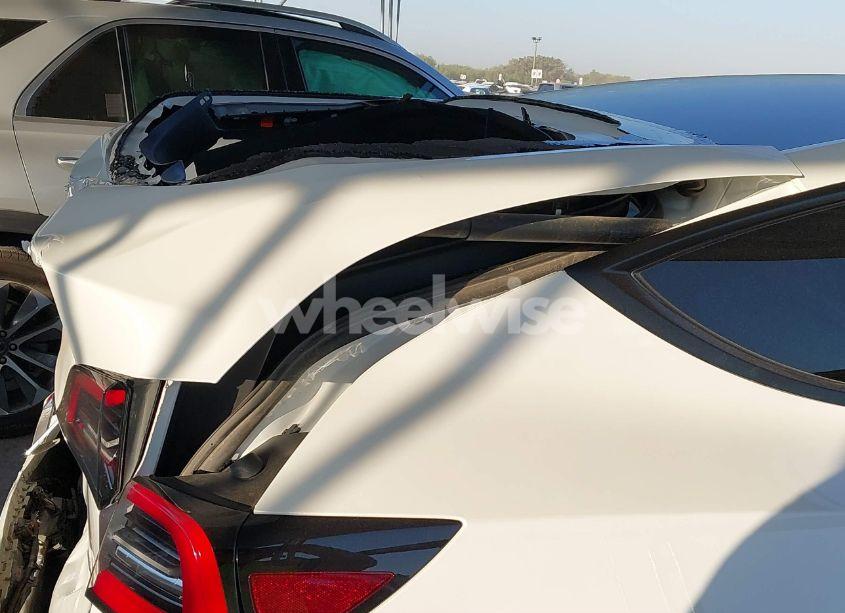 Photo 6 of 2020 Tesla Model Y LONG RANGE DUAL MOTOR ALL-WHEEL DRIVE (VIN 5YJYGDEE9LF043865)