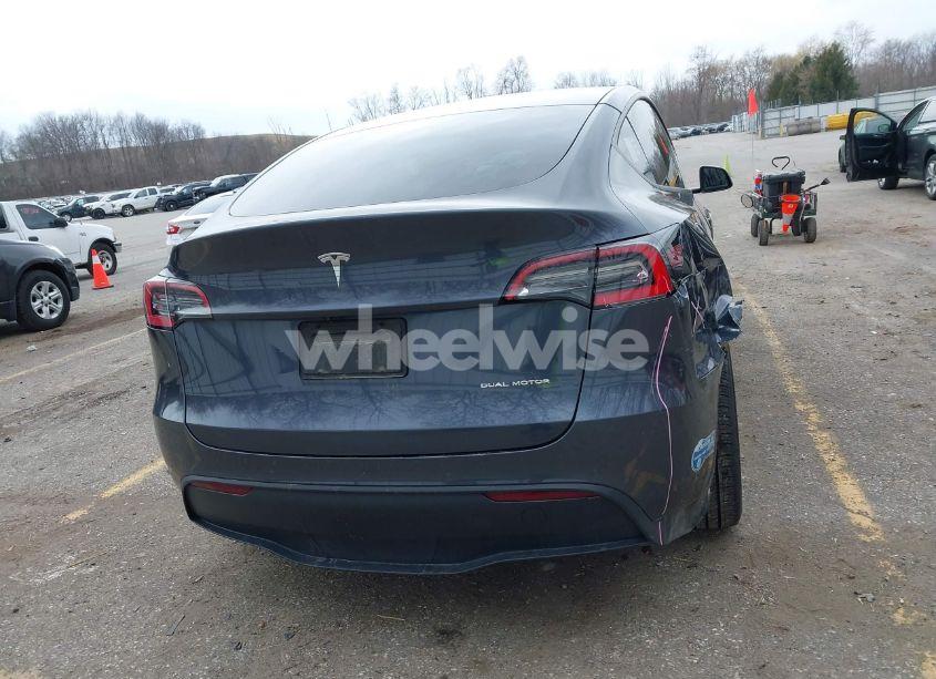 Photo 17 of 2021 Tesla Model Y LONG RANGE DUAL MOTOR ALL-WHEEL DRIVE (VIN 5YJYGDEE9MF086636)