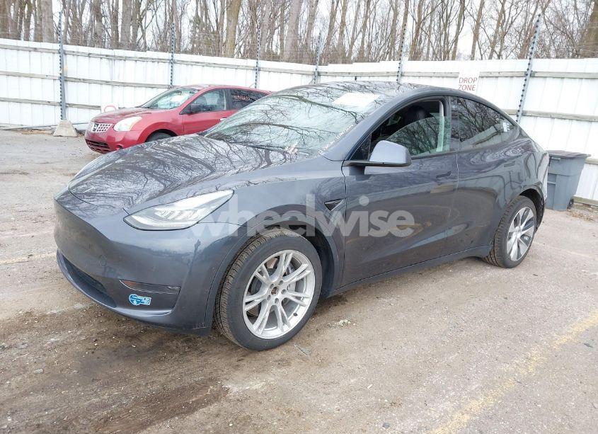 Photo 2 of 2021 Tesla Model Y LONG RANGE DUAL MOTOR ALL-WHEEL DRIVE (VIN 5YJYGDEE9MF086636)