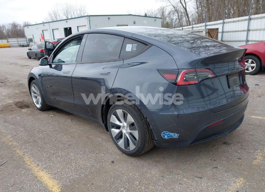 Photo 3 of 2021 Tesla Model Y LONG RANGE DUAL MOTOR ALL-WHEEL DRIVE (VIN 5YJYGDEE9MF086636)