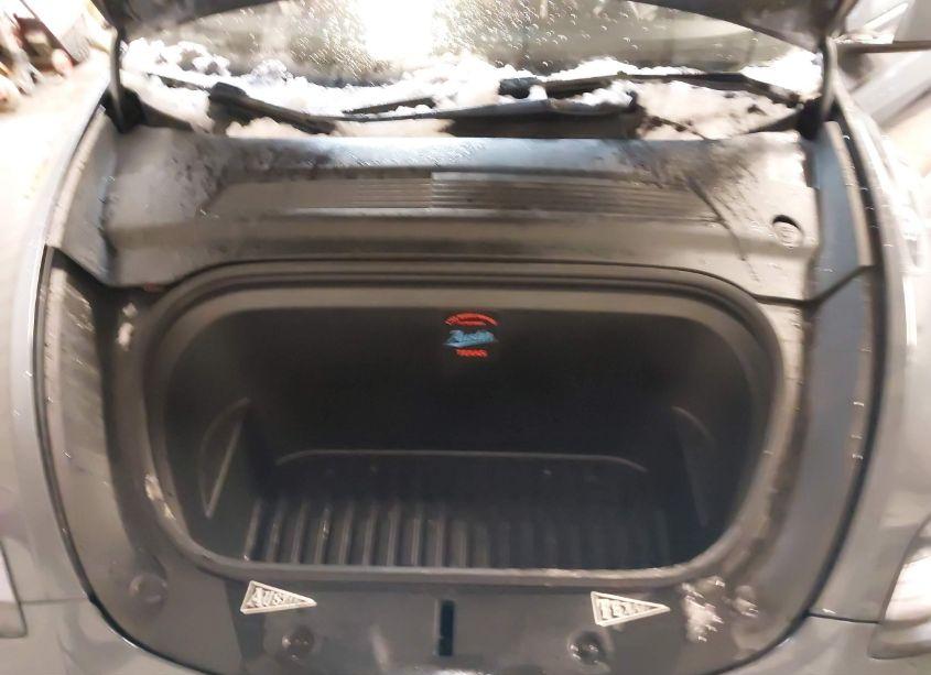 Photo 10 of 2021 Tesla Model Y LONG RANGE DUAL MOTOR ALL-WHEEL DRIVE (VIN 5YJYGDEE9MF109820)