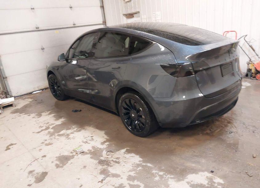 Photo 3 of 2021 Tesla Model Y LONG RANGE DUAL MOTOR ALL-WHEEL DRIVE (VIN 5YJYGDEE9MF109820)