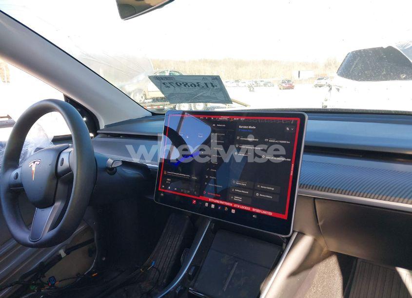 Photo 19 of 2021 Tesla Model Y LONG RANGE DUAL MOTOR ALL-WHEEL DRIVE (VIN 5YJYGDEE9MF119909)