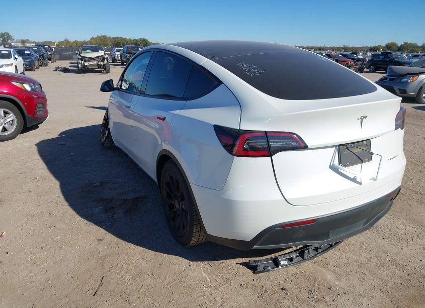 Photo 3 of 2020 Tesla Model Y LONG RANGE DUAL MOTOR ALL-WHEEL DRIVE (VIN 5YJYGDEEXLF027187)