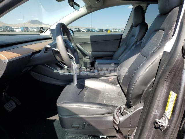 Photo 4 of 2020 TESLA MODEL Y (VIN 5YJYGDEEXLF051098)