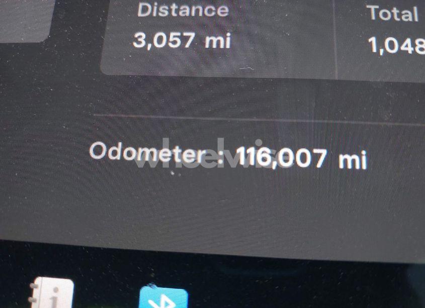 Photo 13 of 2021 Tesla Model Y LONG RANGE DUAL MOTOR ALL-WHEEL DRIVE (VIN 5YJYGDEEXMF071157)